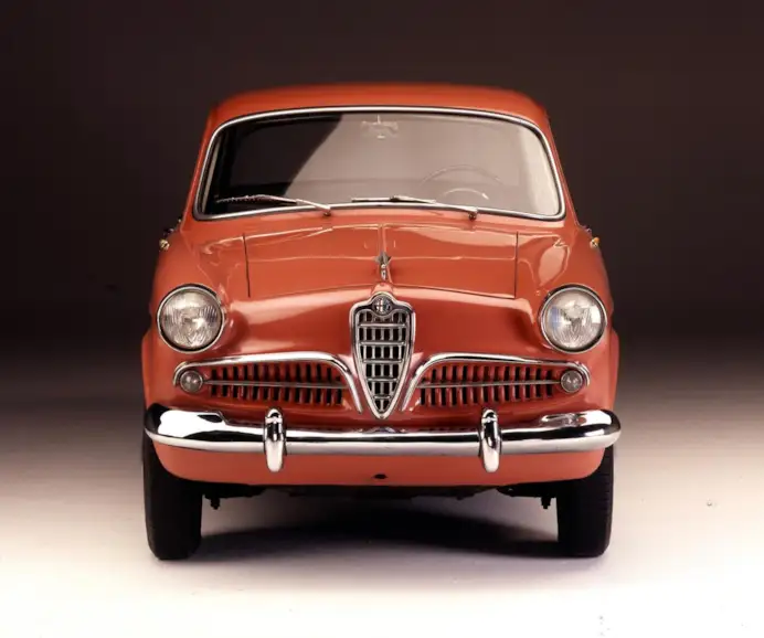 Alfa Romeo Giulietta 1955: compie 70 anni la berlina che ha motorizzato i sogni degli italiani