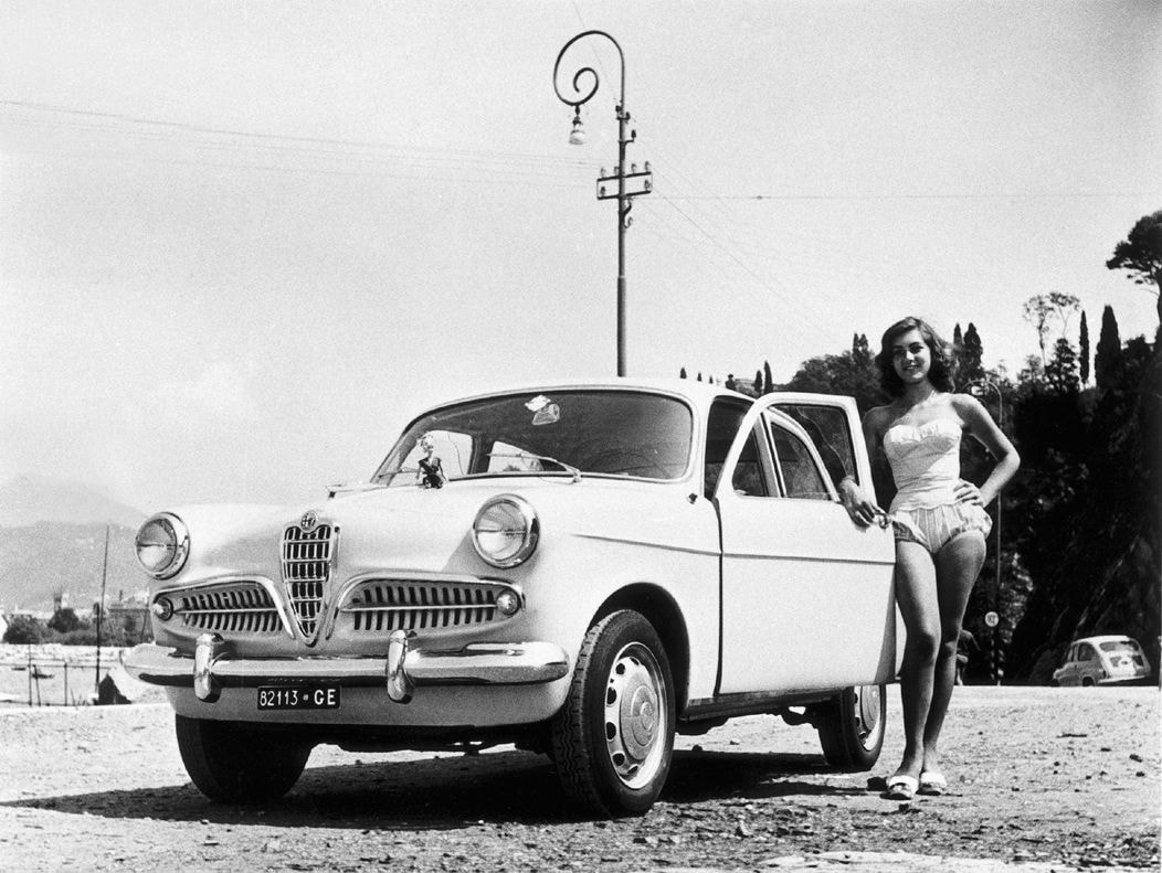 Alfa Romeo Giulietta 1955: compie 70 anni la berlina che ha motorizzato i sogni degli italiani