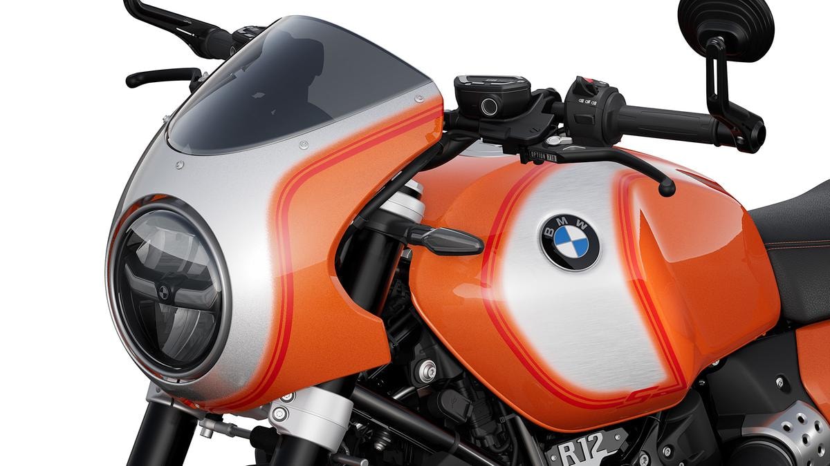 Due mondi, un’unica emozione: BMW R 12 S e Ducati XDiavel V4, affinità elettive su due ruote