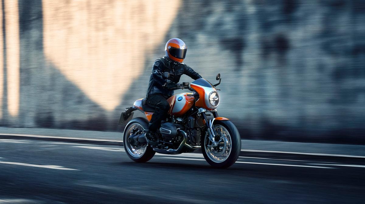 Due mondi, un’unica emozione: BMW R 12 S e Ducati XDiavel V4, affinità elettive su due ruote