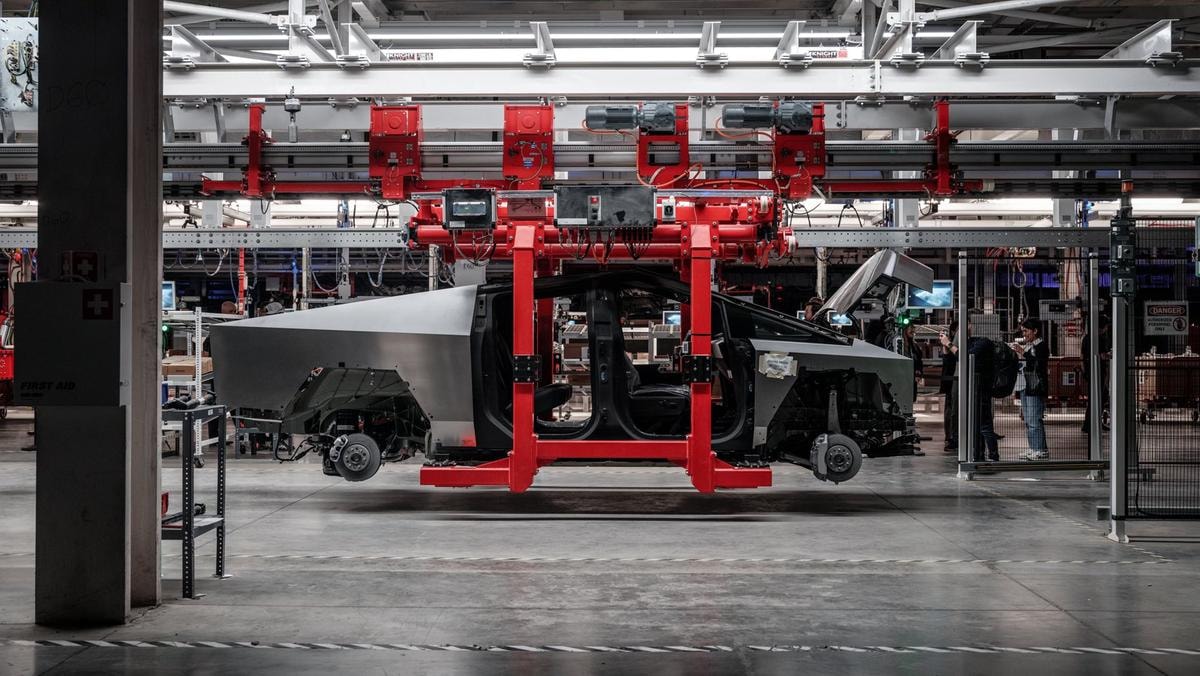 Auto, con la modifica del Pnrr in arrivo una nuova rottamazione: previsti incentivi sulle elettriche fino a 11 mila euro