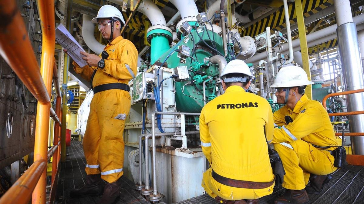 Petronas punta alle risorse del bacino di Kutai nella prevista joint venture con Eni