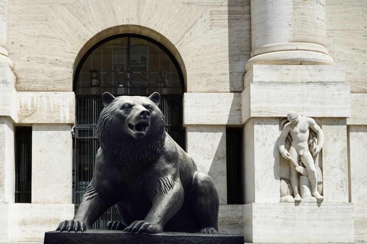 Torna l'allarme dazi Usa sui mercati: come difendere il portafoglio con le tariffe al 50%