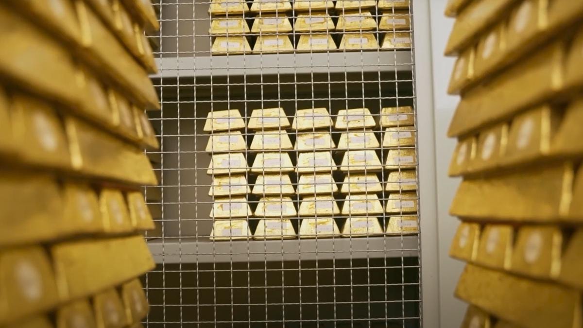 Oro, ecco perché le banche centrali continuano a fare scorta di lingotti e ad aumentare le riserve