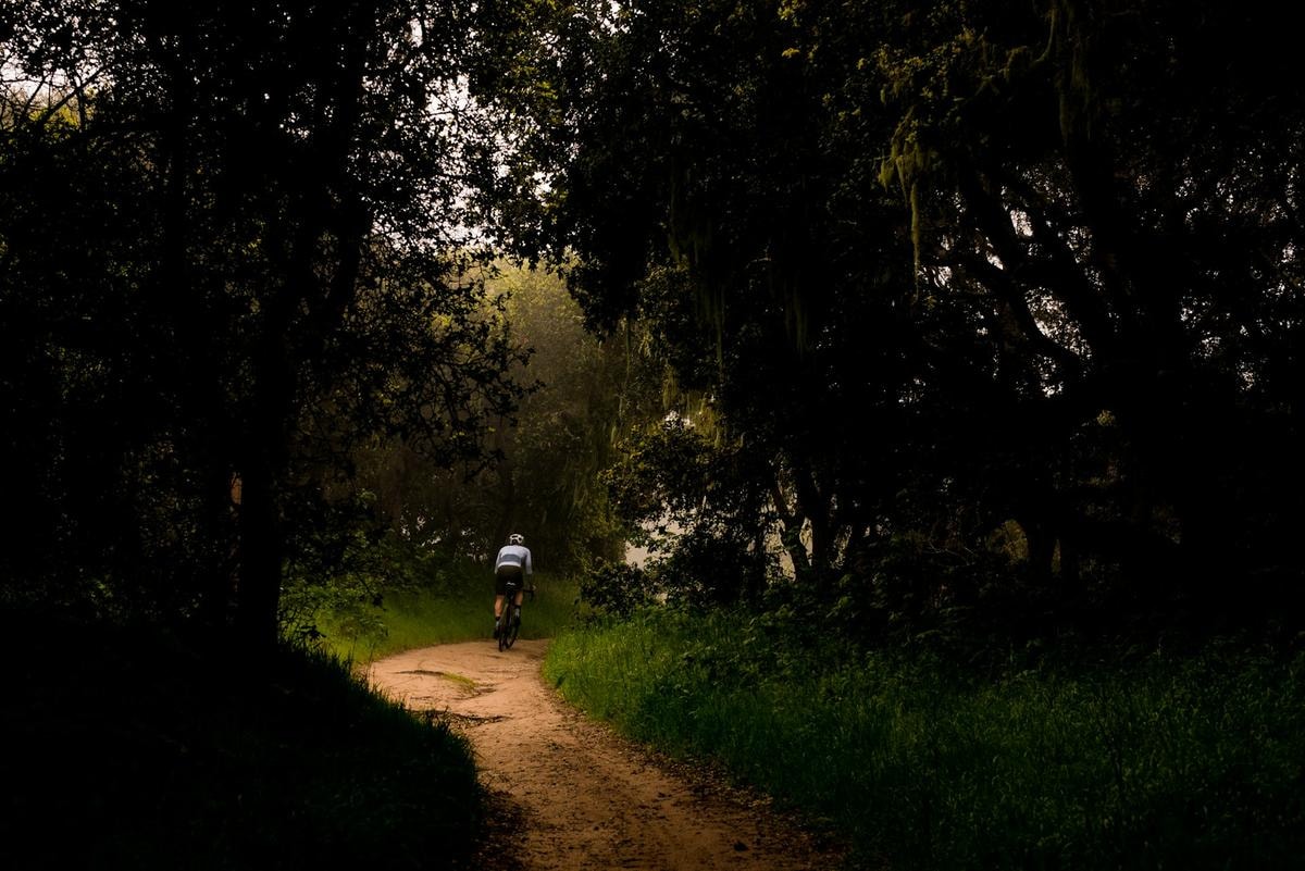 Gravel, la filosofia del viaggio lento. I 7 percorsi più belli in Italia da mettere in bucket list