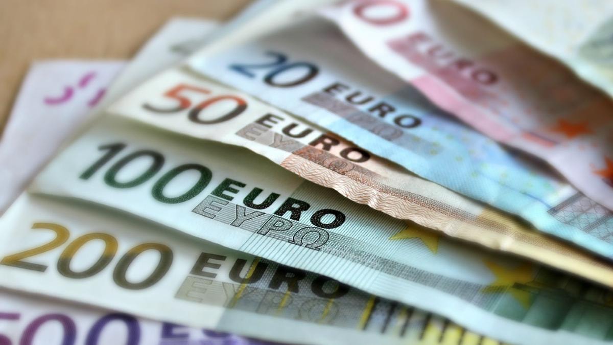 I tassi dei prestiti? Scendono ma a ritmo più lento di quelli dei mutui. Ecco di quanto