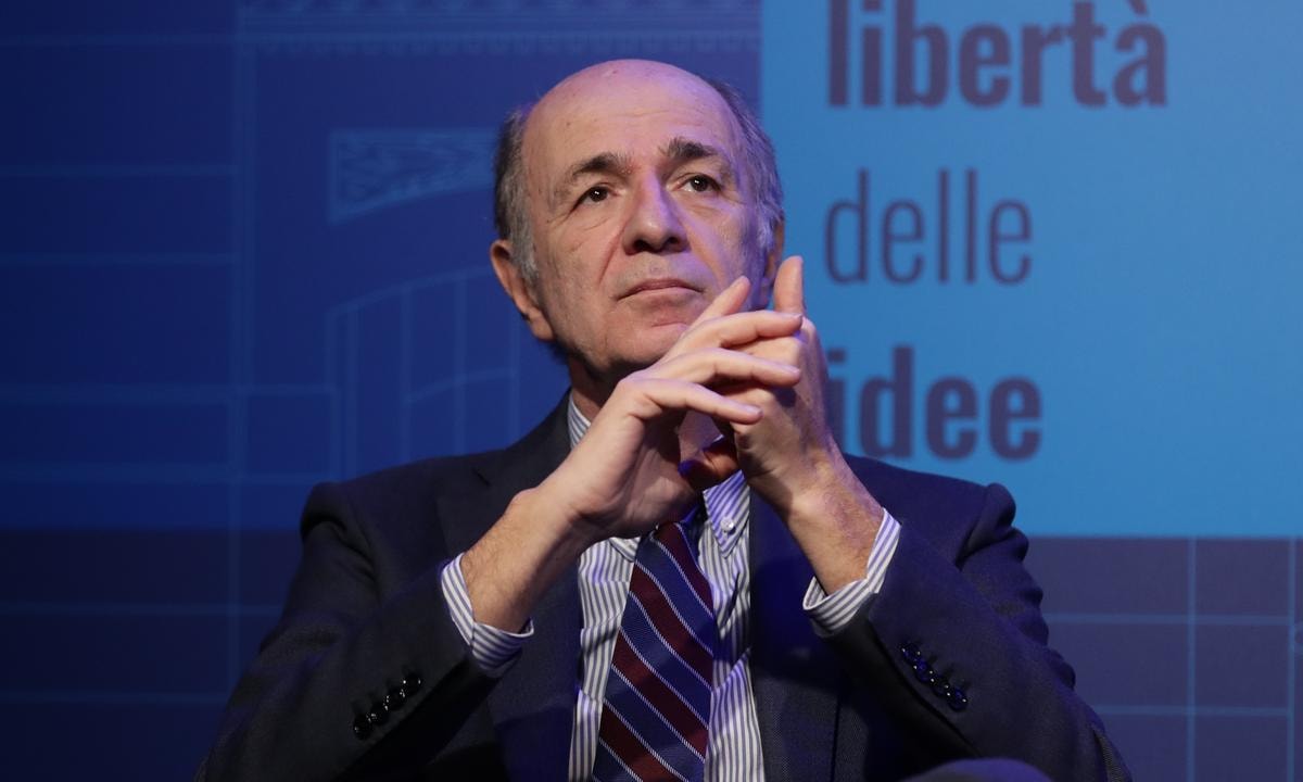 Banca Ifis – Illimity, spunta l’ipotesi di una integrazione in due tempi per l’istituto di Corrado Passera