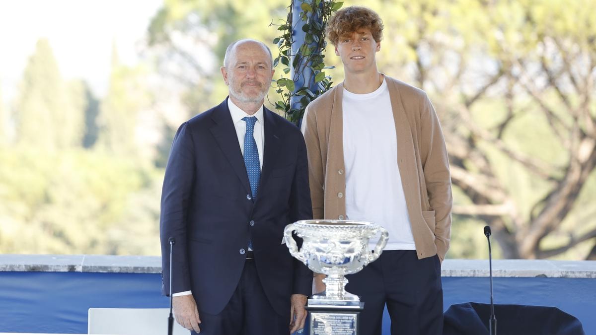Il presidente della Fitp Angelo Binaghi con Jannik Sinner