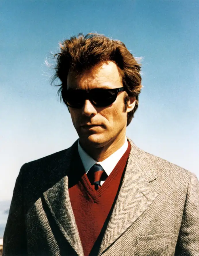 CLINT EASTWOOD in DIRTY HARRY, 1971, directed by DON SIEGEL. Copyright WARNER BROTHERS. Credit: WARNER BROTHERS / Album