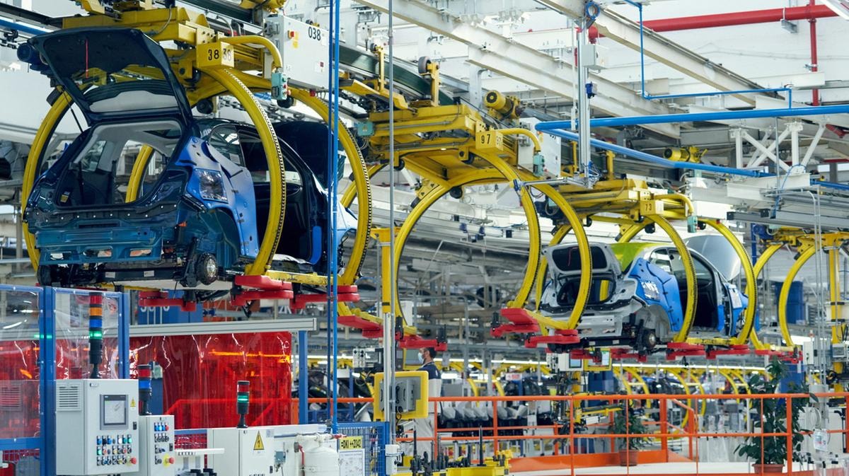Auto, l’utilizzo degli impianti Stellantis in Italia è al 35%: un valore insostenibile secondo AlixPartners