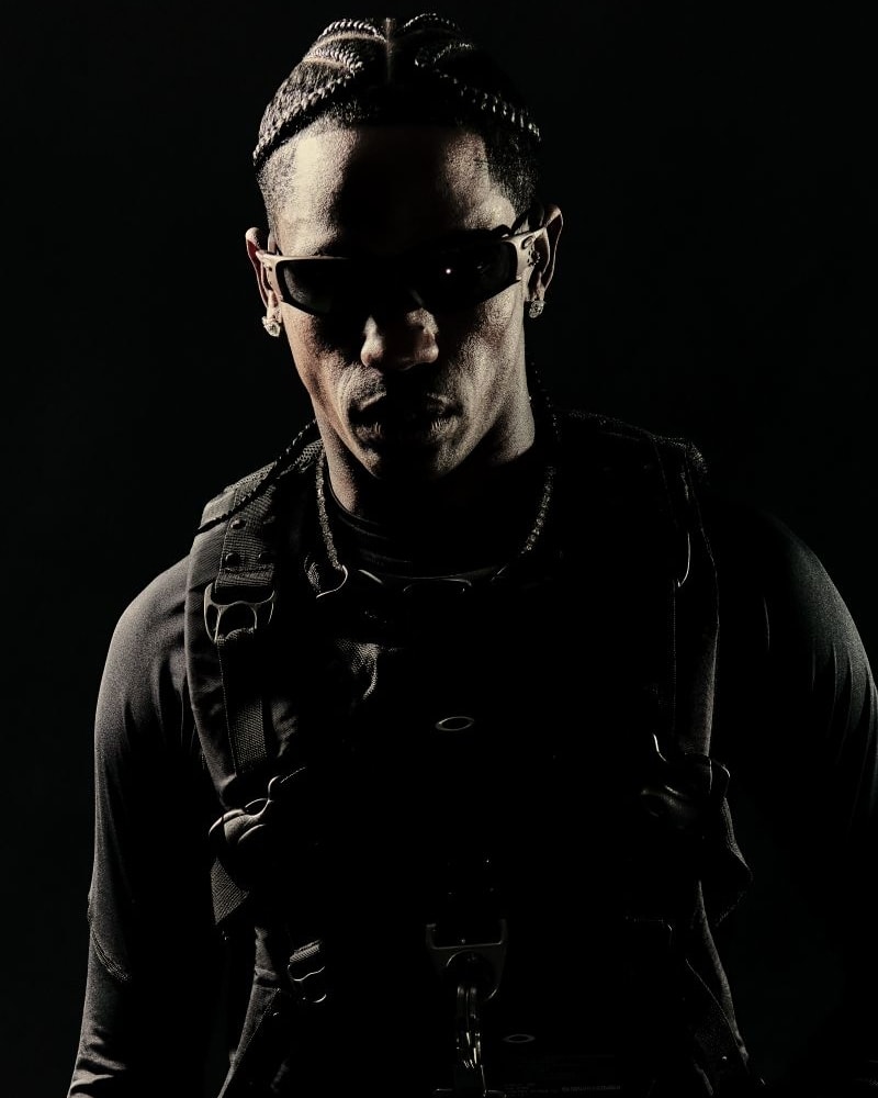 Travis Scott nuovo Chief Visionary di Oakley (Courtesy Oakley)