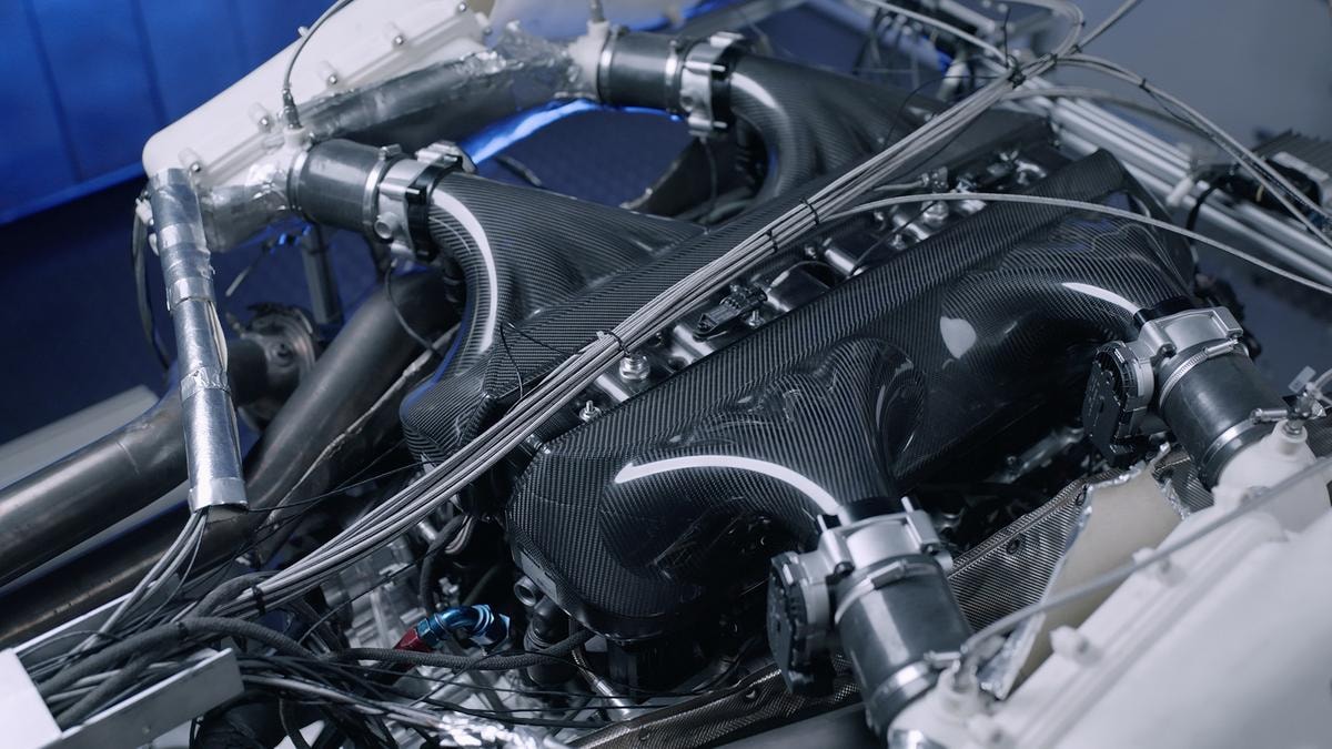 Bugatti Tourbillon: il sogno del V16 aspirato è diventato realtà