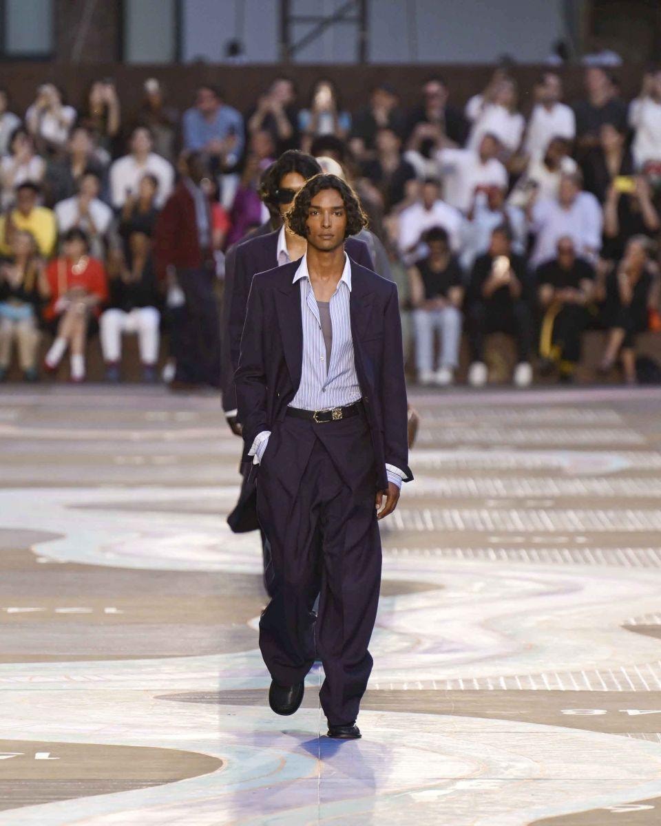 Un look Louis Vuitton spring-summer 2026 (ph Frances Ten/MFF)