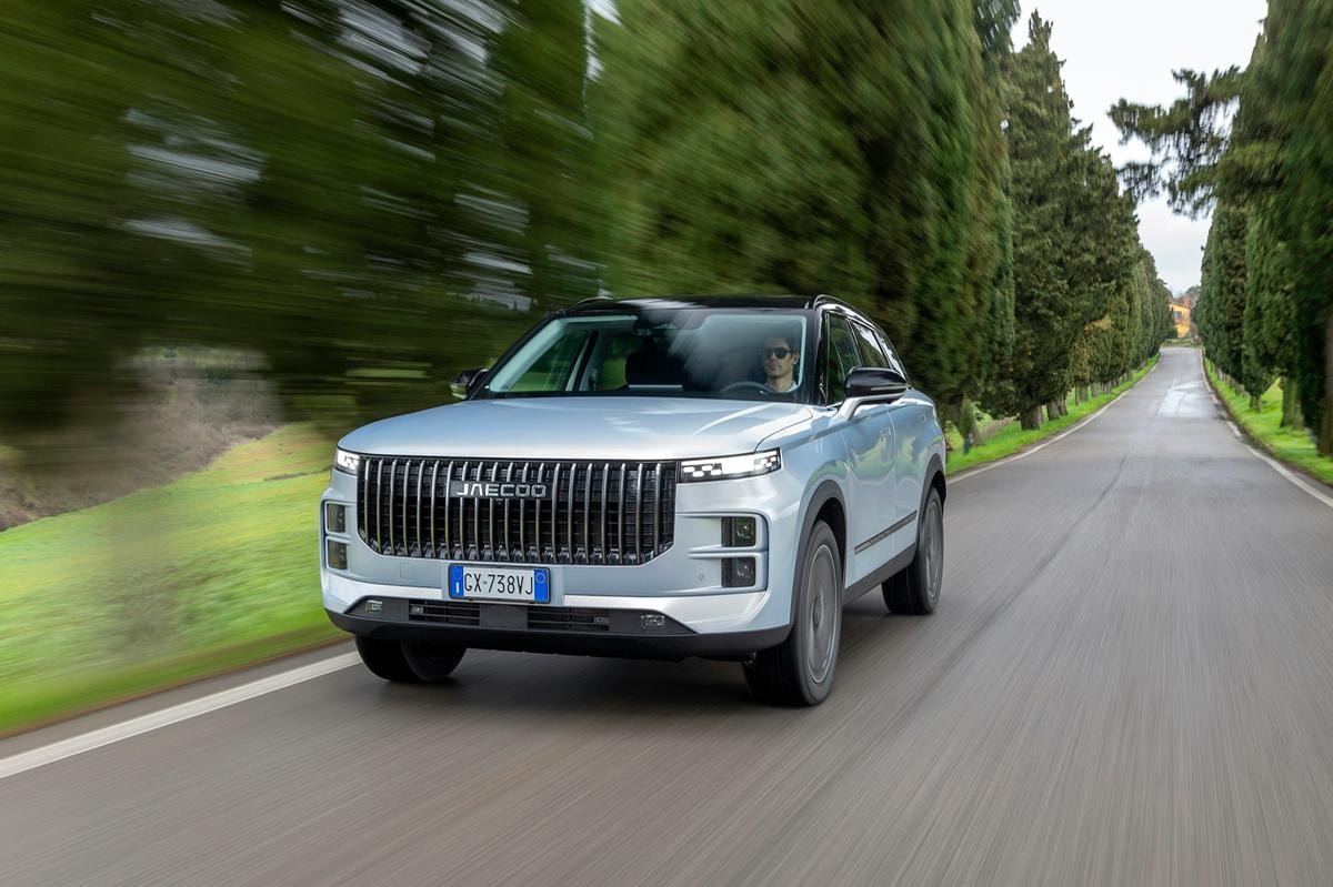 Omoda 9 Super Hybrid: la nuova crossover da 537 CV e oltre 1100 km di autonomia
