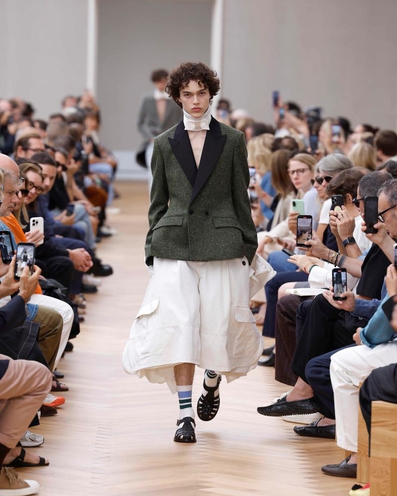 Un look Dior spring-summer 2026 (ph Francesc Ten/MFF)