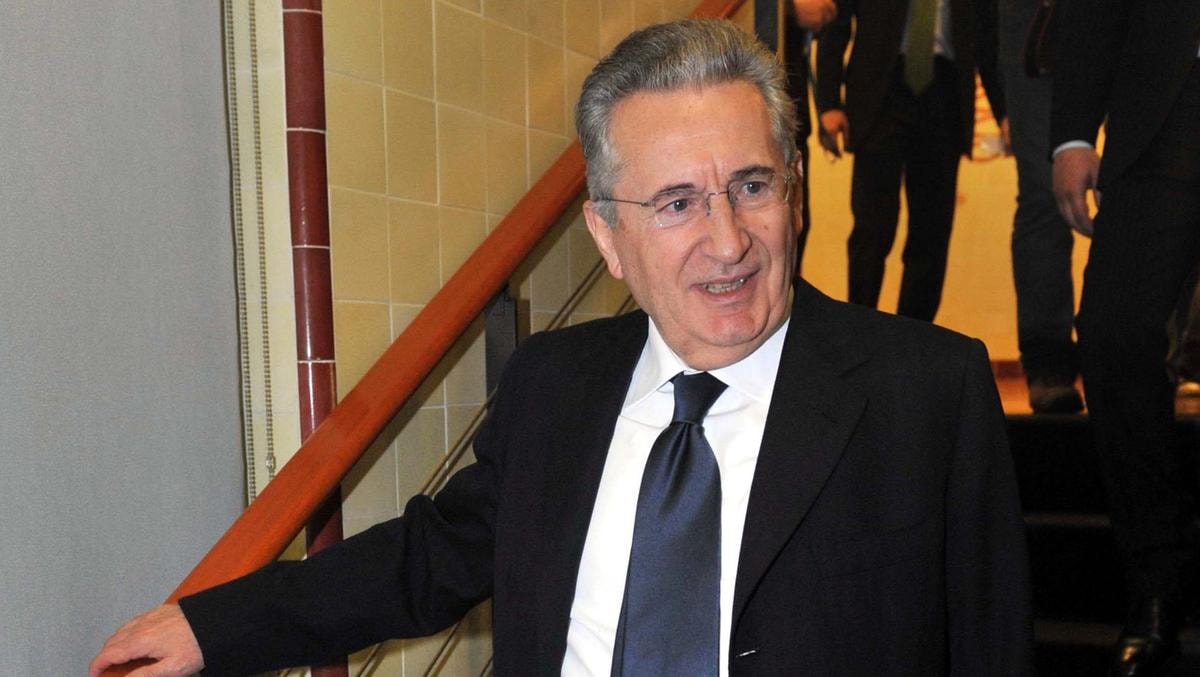 Il patron di Iris Ceramiche Romano Minozzi