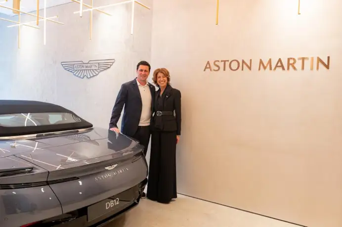 Debutta in Italia l’Aston Martin Valiant di Fernando Alonso: solo 38 esemplari per la supercar V12