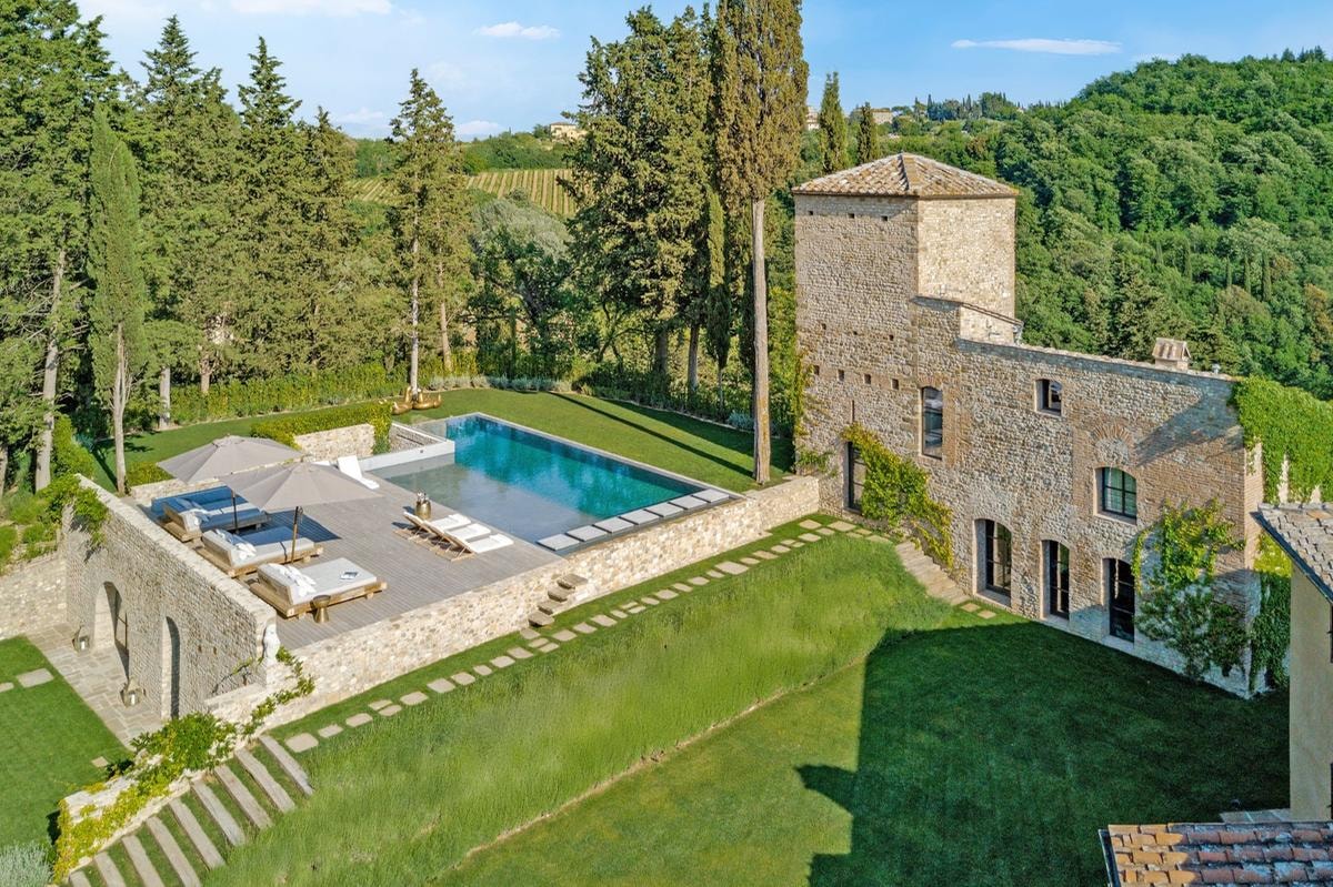 5 castelli in vendita in Italia. Per diventare davvero re, e regine, di casa