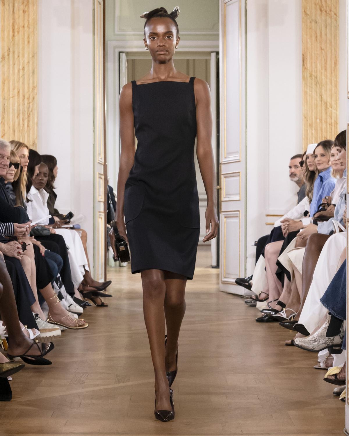 Un look Patou spring-summer 2026 (ph Francesc Ten/MFF)