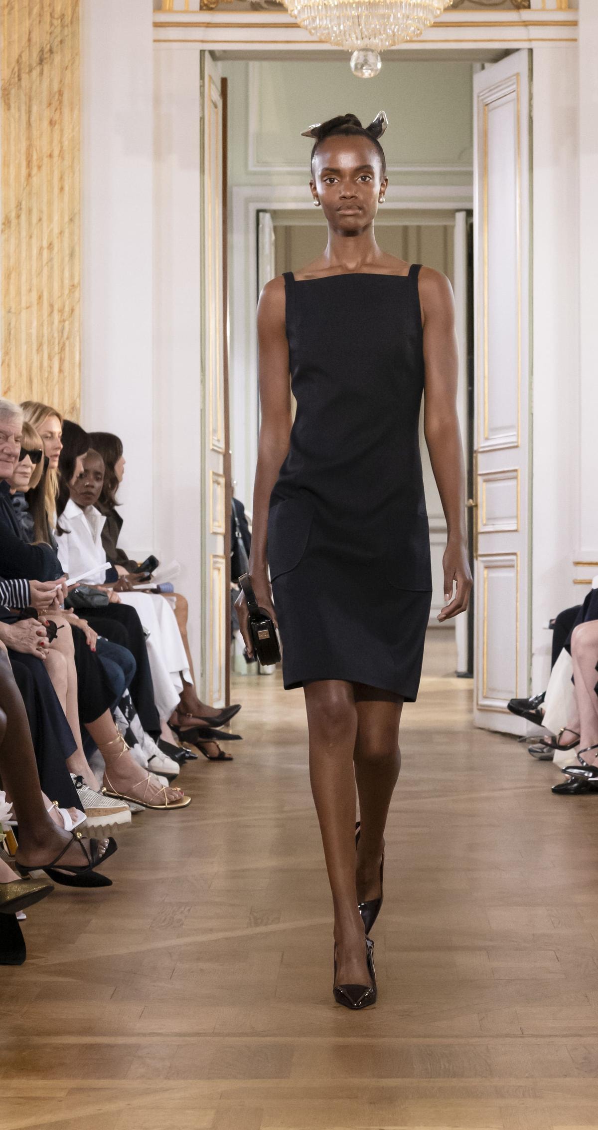 Un look Patou spring-summer 2026 (ph Francesc Ten/MFF)
