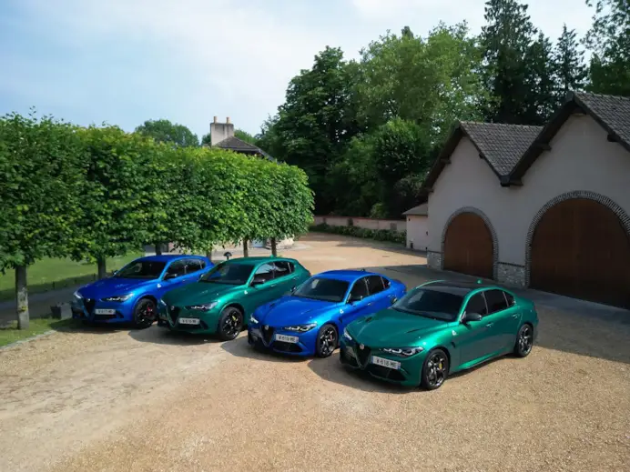 Dal Rosso Giulietta all’Azzurro Iseo: le tinte leggendarie di Alfa Romeo in mostra