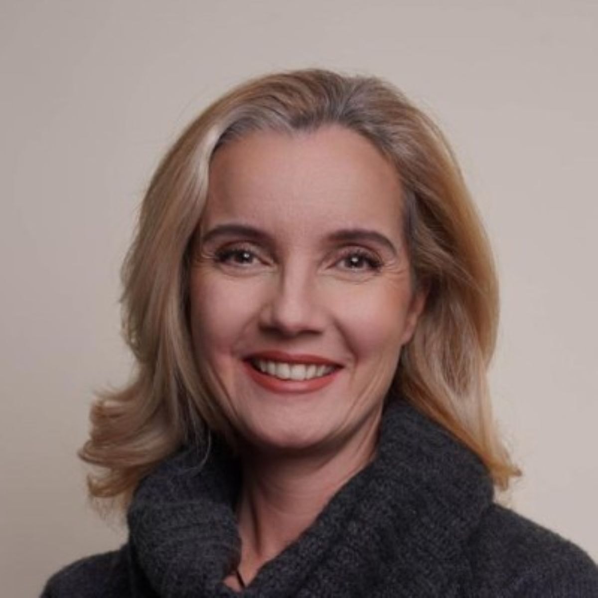 Stéphanie Medioni (LinkedIn @stephaniemedioni)