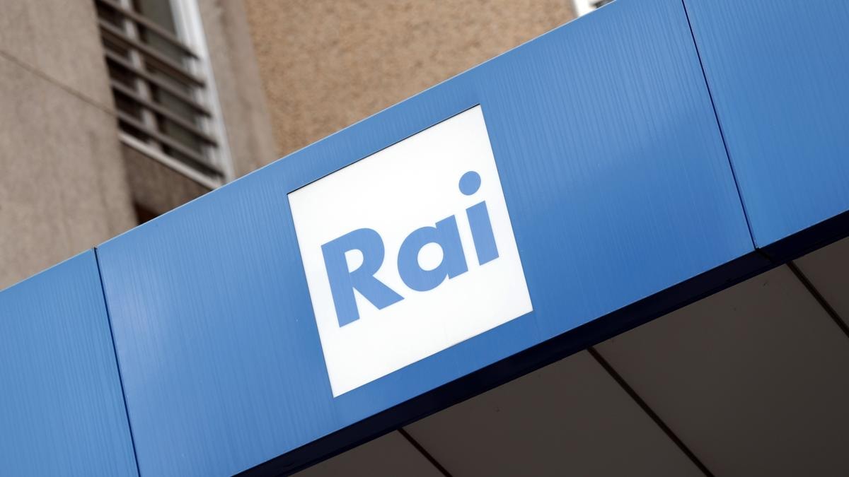 Rai, cosa prevede il Ddl Lega: fuori il governo dal cda, stop al tetto stipendi e via libera agli investitori nelle partecipate