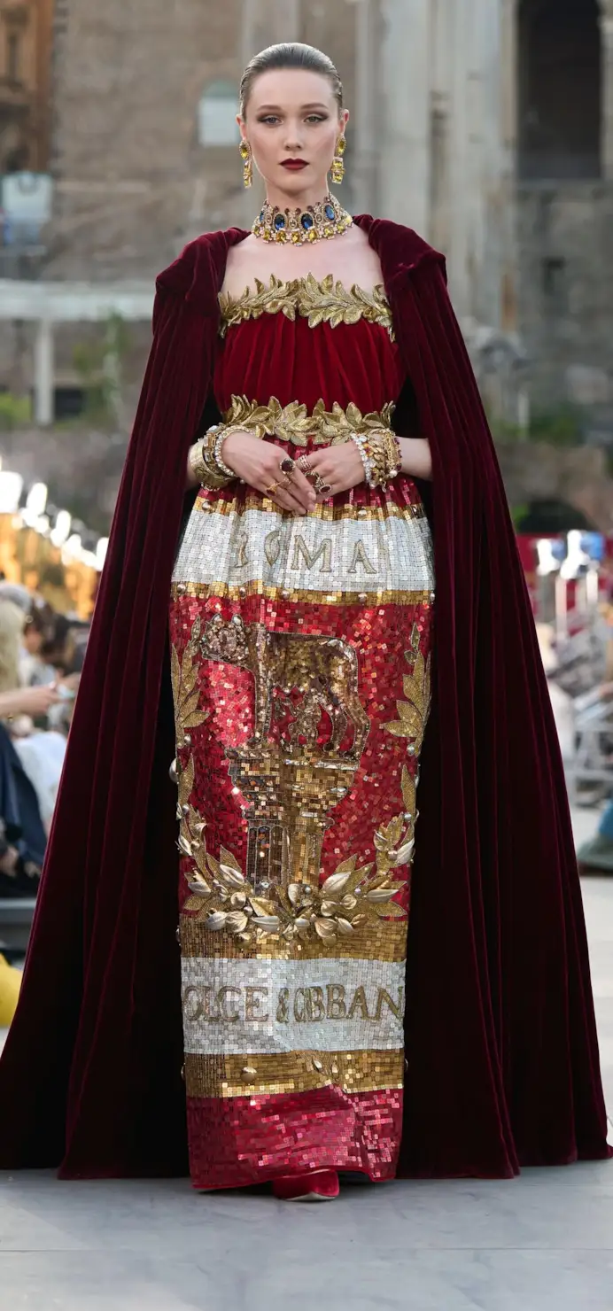 Un look Dolce&Gabbana Alta moda (courtesy Dolce&Gabbana)