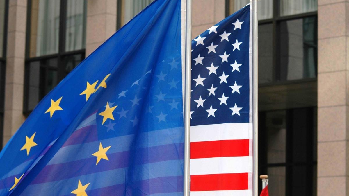 Dazi, l’Europa tratta per dimezzare le tariffe di Trump al 15%