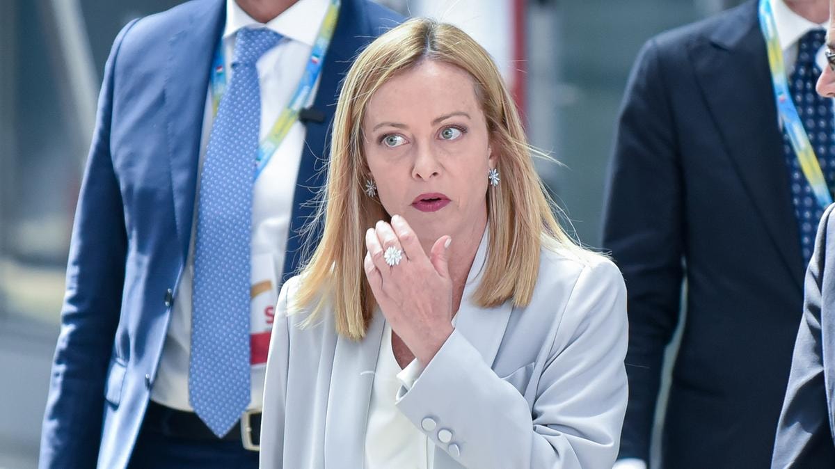 La paura della premier Meloni: Italia in recessione a causa delle tariffe di Trump