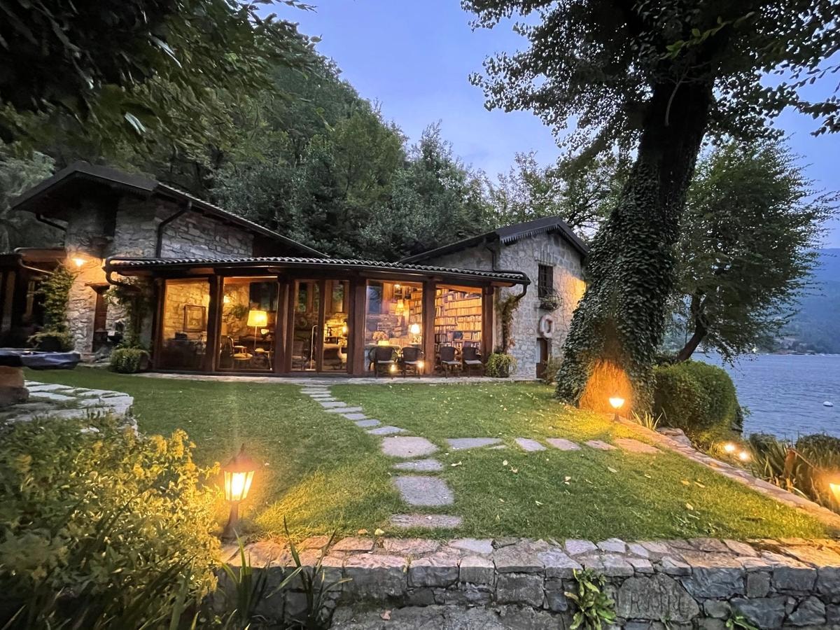 5 incredibili case vista Lago in vendita