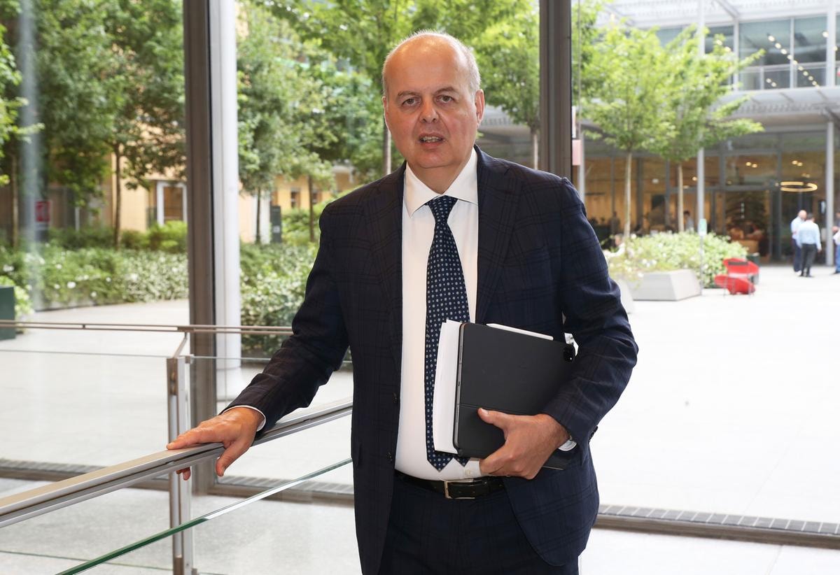 ALBERTO MINALI  CHIEF EXECUTIVE  OFFICER  REVO