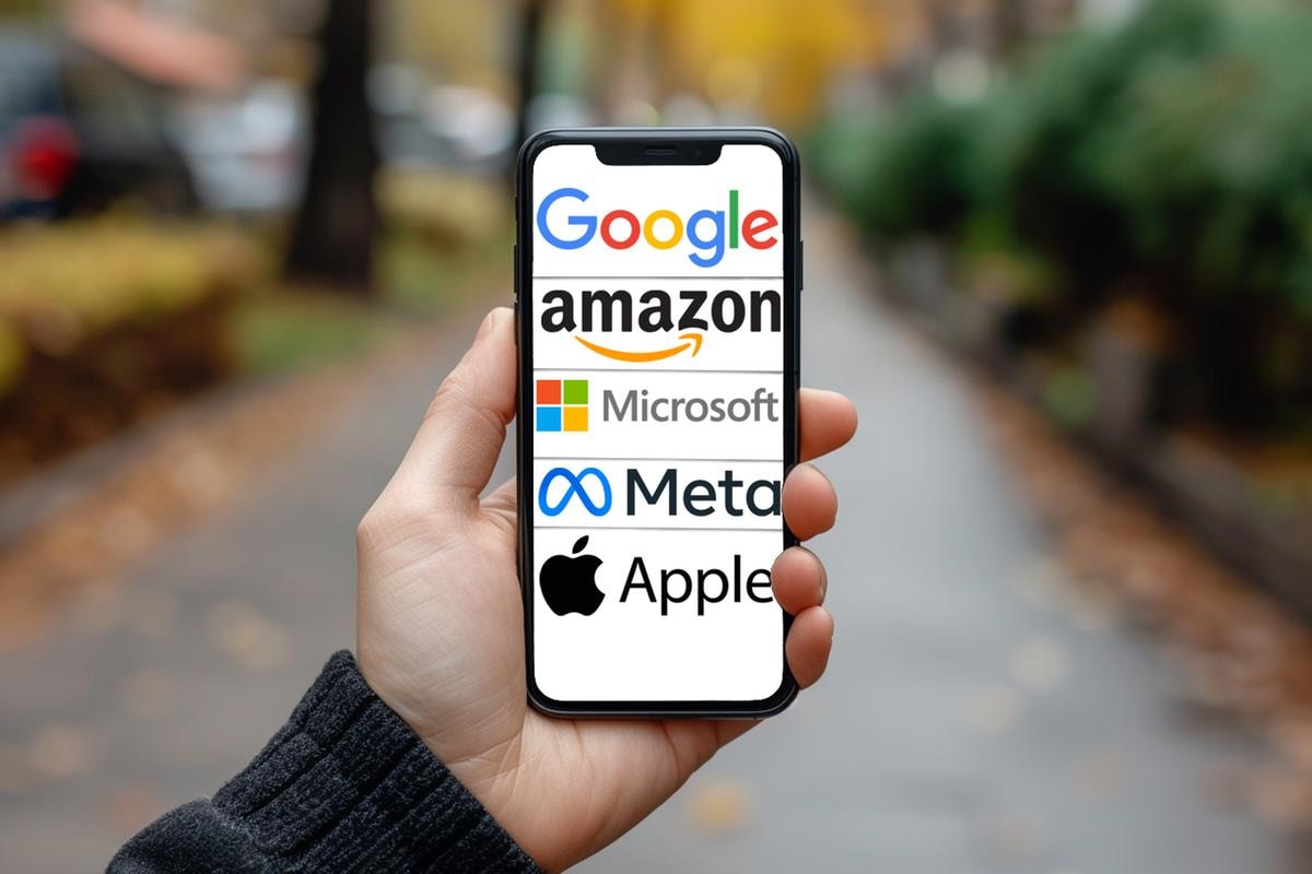 Google firma il codice di condotta europeo sull’AI, Meta no. Big tech divise sull’adesione alle linee guida Ue