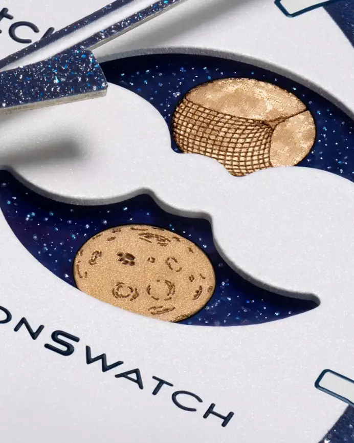 MoonSwatch Mission to Earthphase Moonshine Gold: il cronografo Swatch X Omega che si compra solo nel giorno di Luna piena