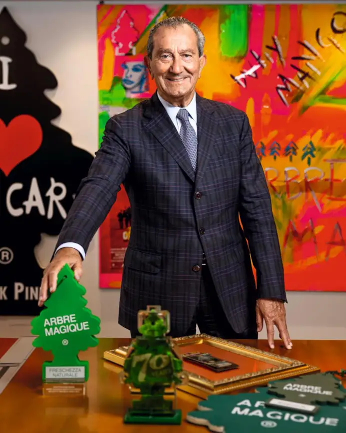 Gianpaolo Re, amministratore delegato di Tavola, azienda che spazia dalla cura della casa a quella della persona e dell’auto, nonché distributrice esclusiva (e dal 1975 produttrice) di Arbre Magique, fotografato da Cristian Castelnuovo.