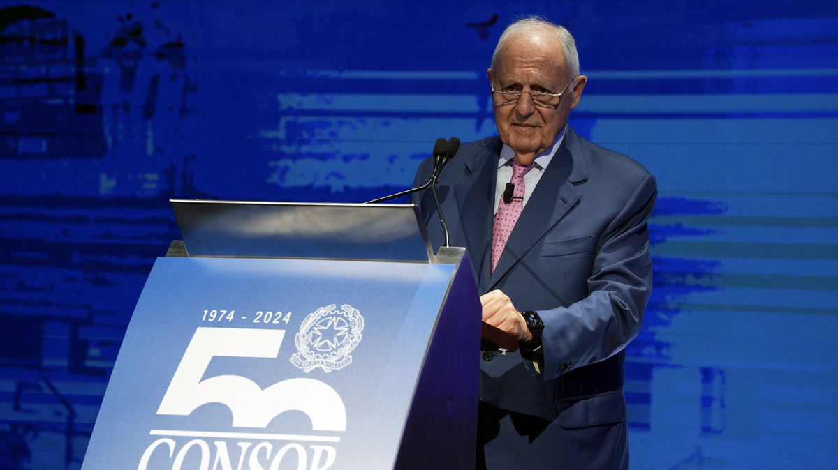 Il presidente della Consob Paolo Savona