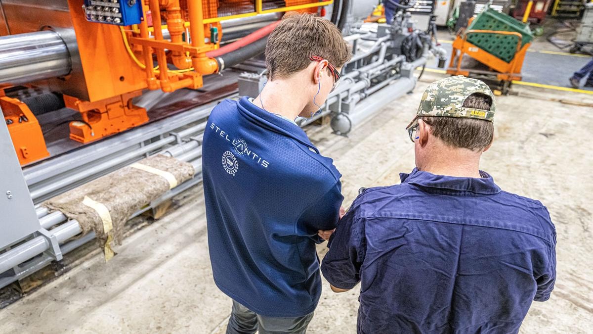 Stellantis taglia il 20% della forza lavoro nell’impianto in Indiana (Usa) per la produzione di batterie