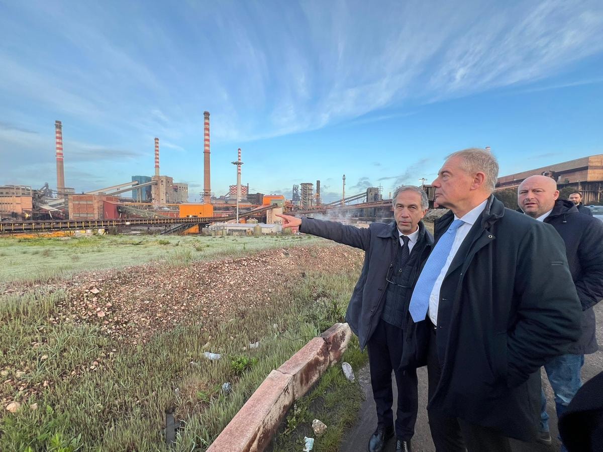 GIANCARLO QUARANTA  NUOVO COMMISSARIO EX ILVA ADOLFO URSO MINISTRO DELLE IMPRESE  E DEL MADE IN ITALY