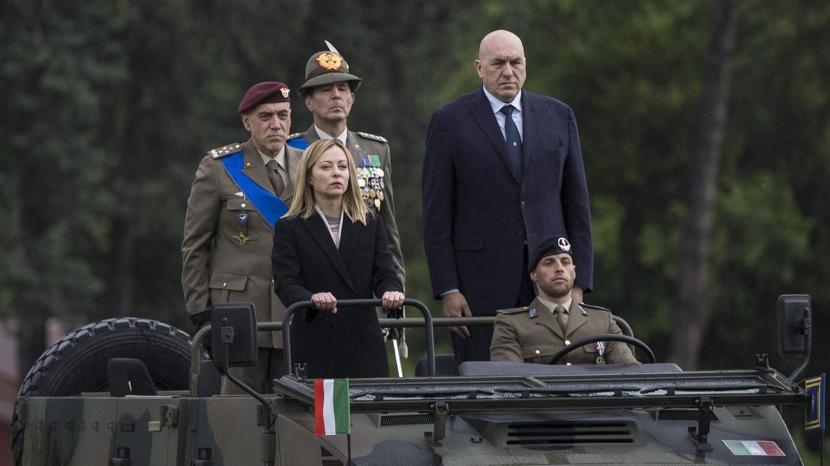 Dalla spending review al polo industriale: Meloni apre il cantiere della Difesa italiana