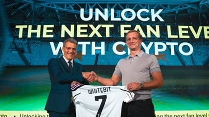 Damien Comolli, direttore generale della Juventus, e Volodymyr Nosov, fondatore e ceo di WhiteBit