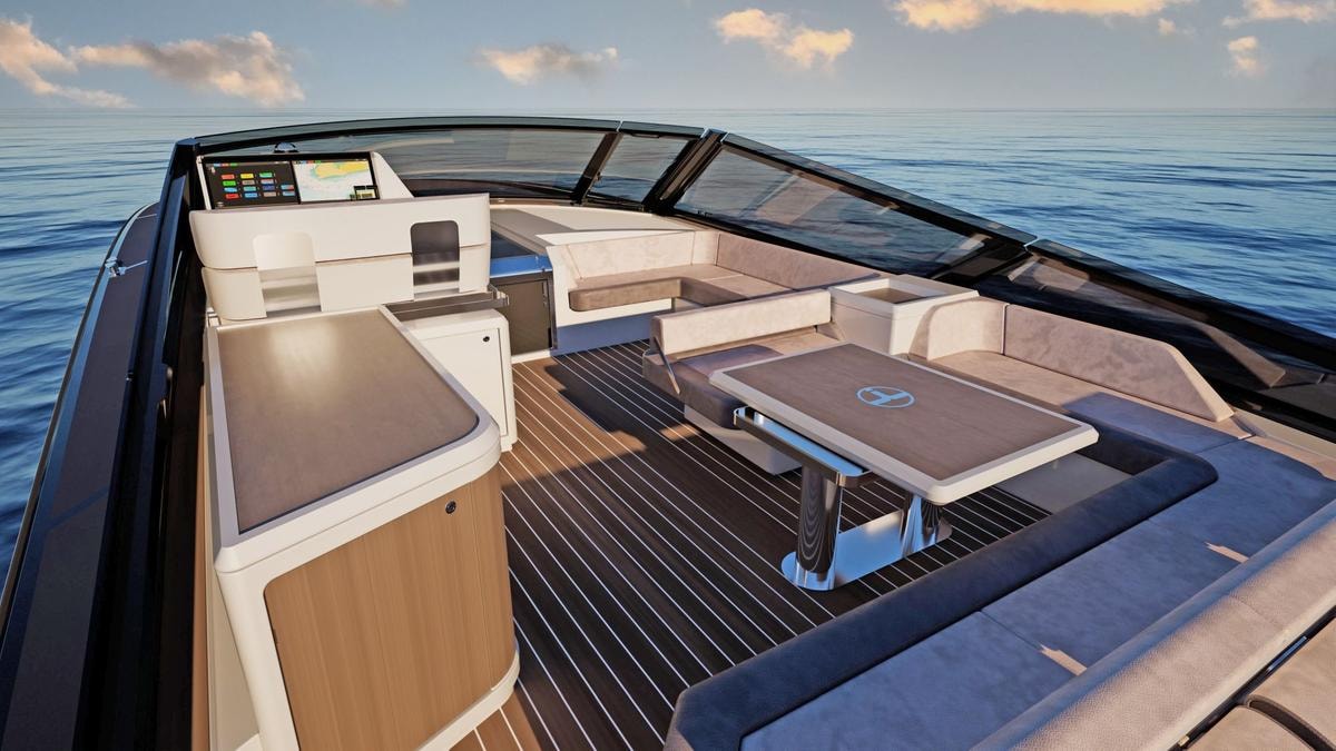 Cuore sportivo, stile italiano e fascino senza tempo per l’open cruiser runabout Itama 54
