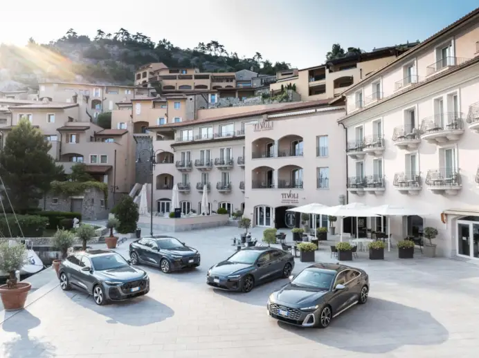 Le nuove Audi Sportback, da sinistra: Q5, Q6 e-tron, A6 e-tron e A5.