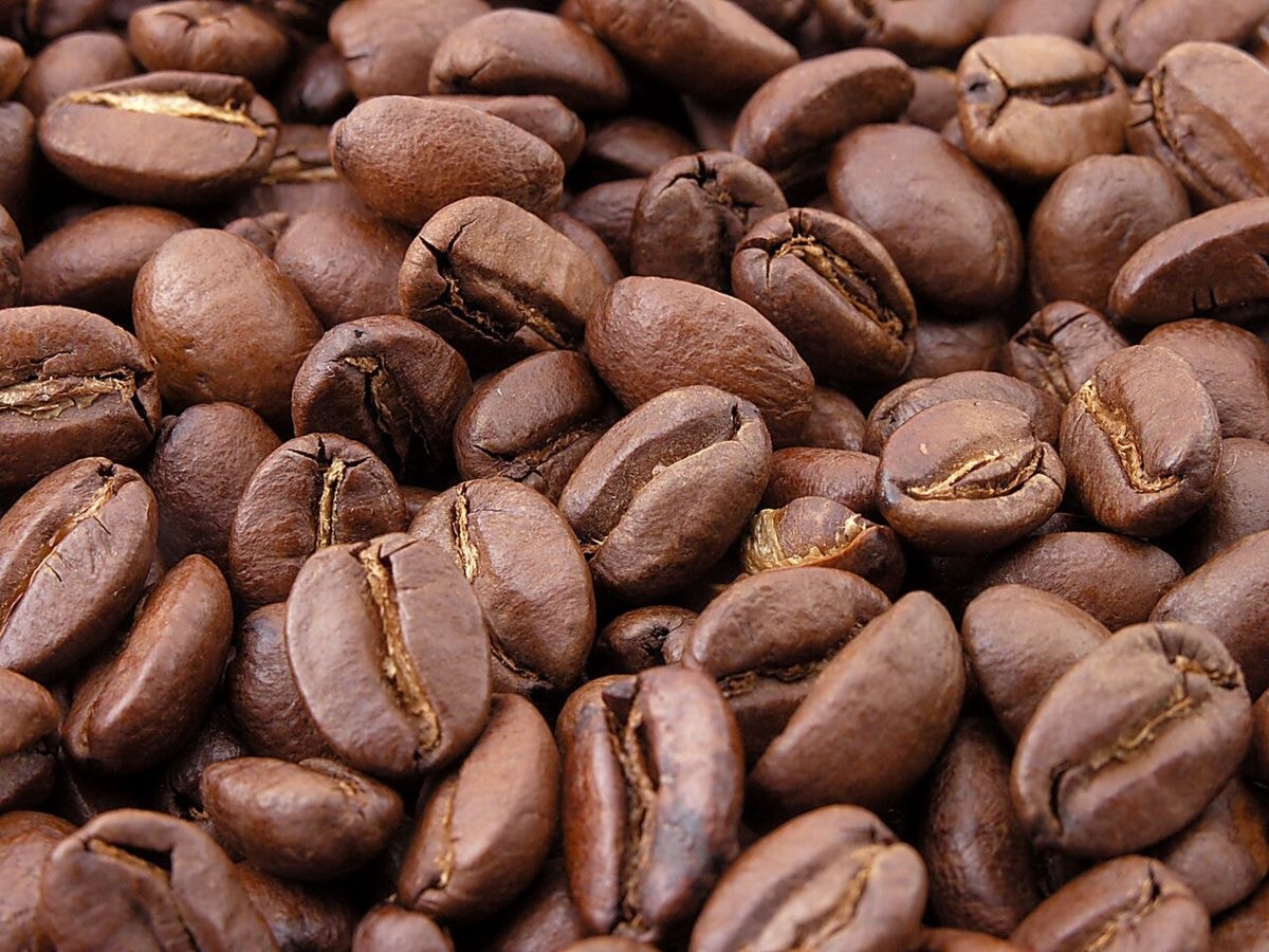 Areté, cosa c’è dietro la corsa dei prezzi del caffè e perché i fondi puntano su un altro rialzo