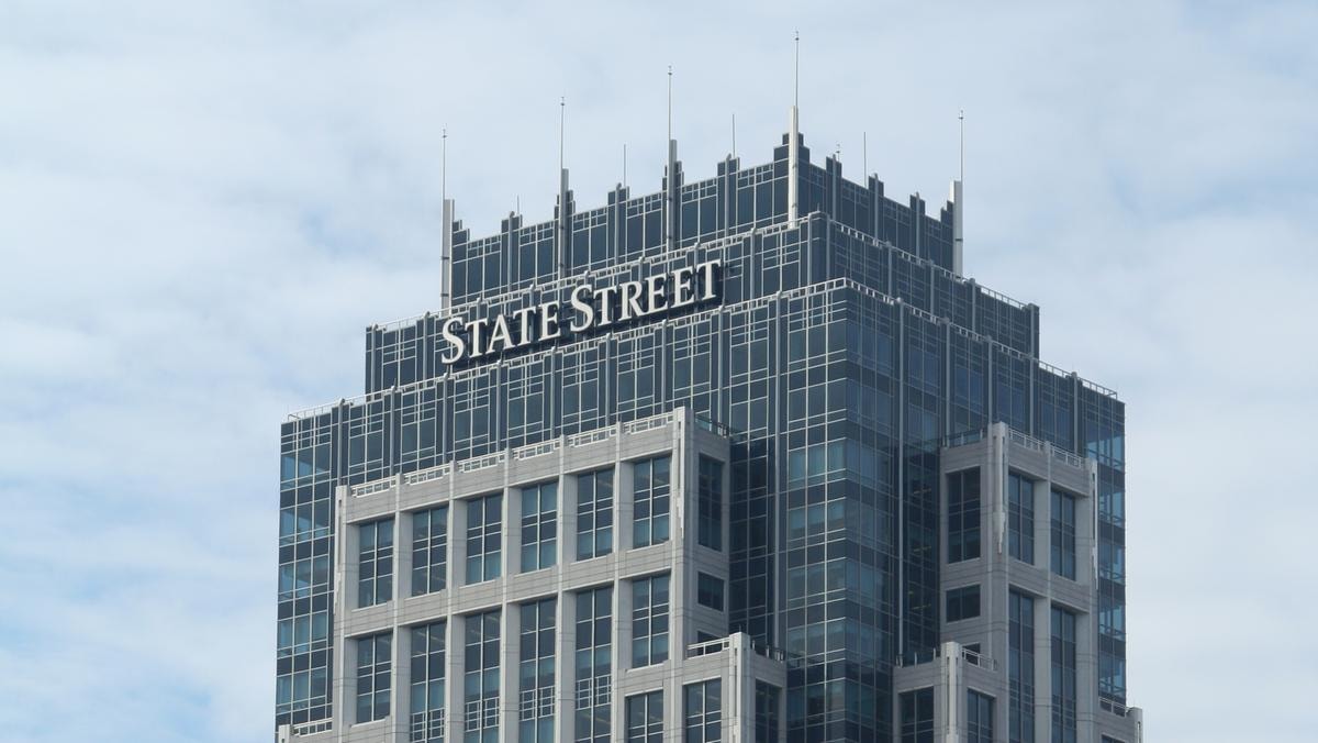 Wealth management, State Street stringe una partnership con Apex Fintech. I dettagli dell’accordo 