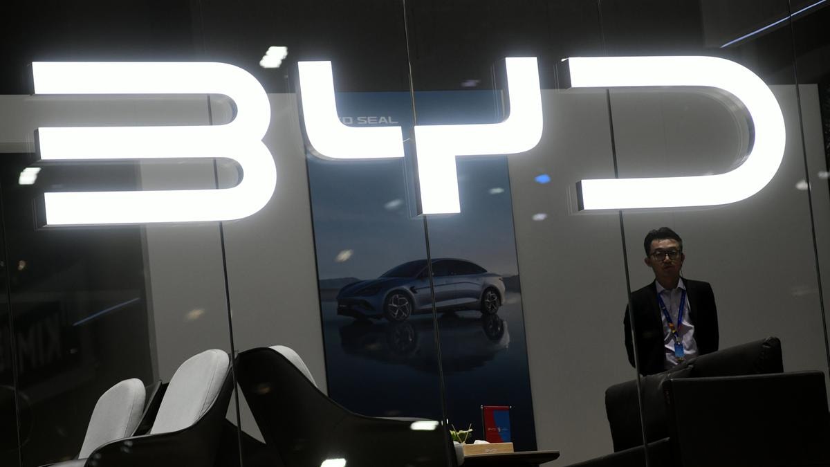 Byd taglia gli obiettivi sulle vendite annuali: il colosso cinese delle auto elettriche non corre più come prima