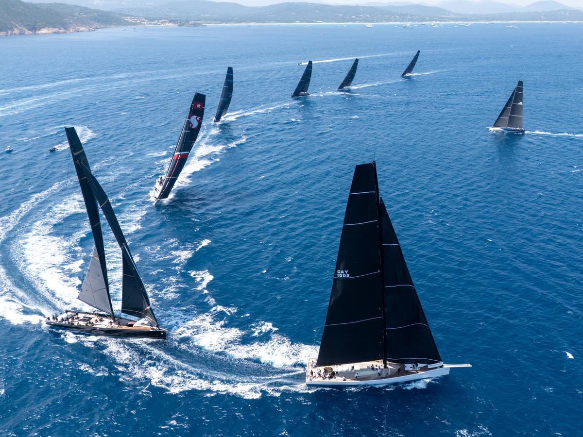 Maxi Yacht, il nuovo club esclusivo dove si regata con stile