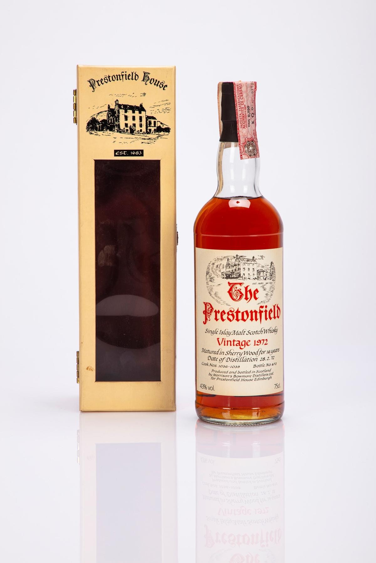 The Prestonfield Bowmore Sherry Wood Matured 16 Years Old 1972 (Lotto 110).