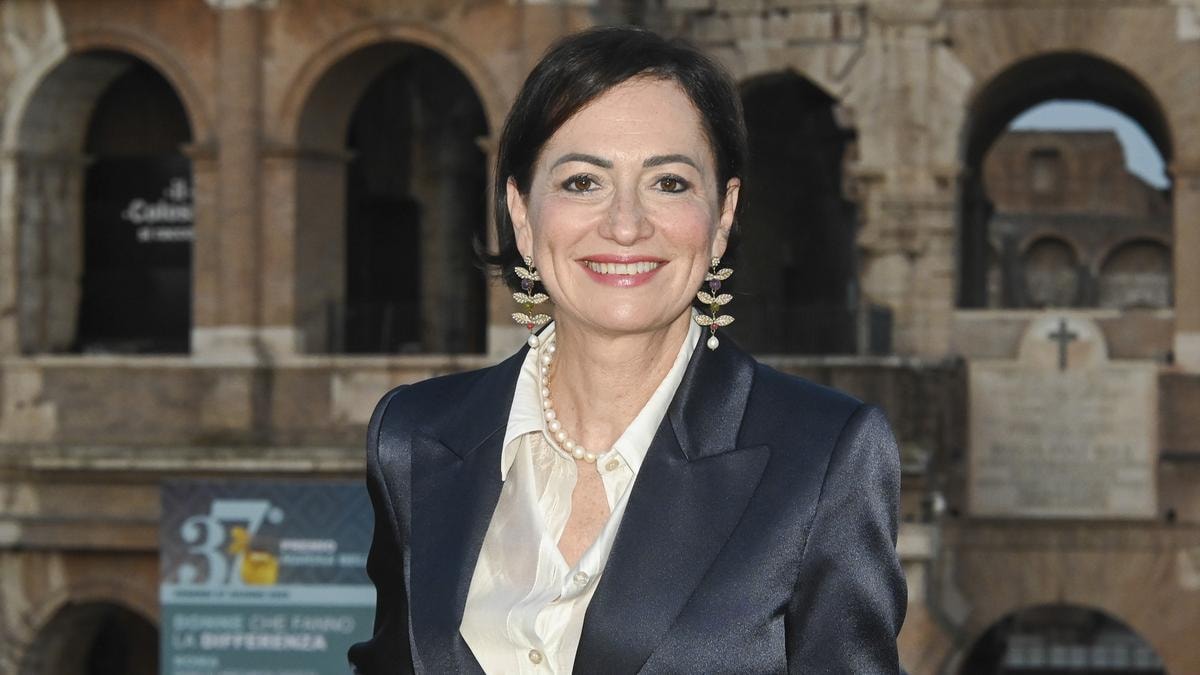 Risparmio, nel primo semestre raccolta positiva per 15,9 miliardi: il 79% va ai fondi obbligazionari