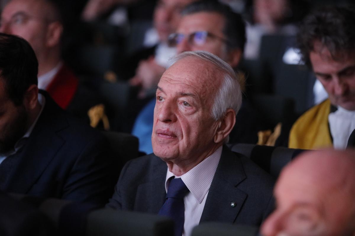MASSIMO SARMI, EX AD POSTE ITALIANE