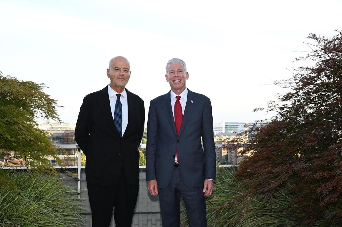 Claudio Descalzi, ceo Eni, con il segretario all'Energia degli Stati Uniti, Chris Wright